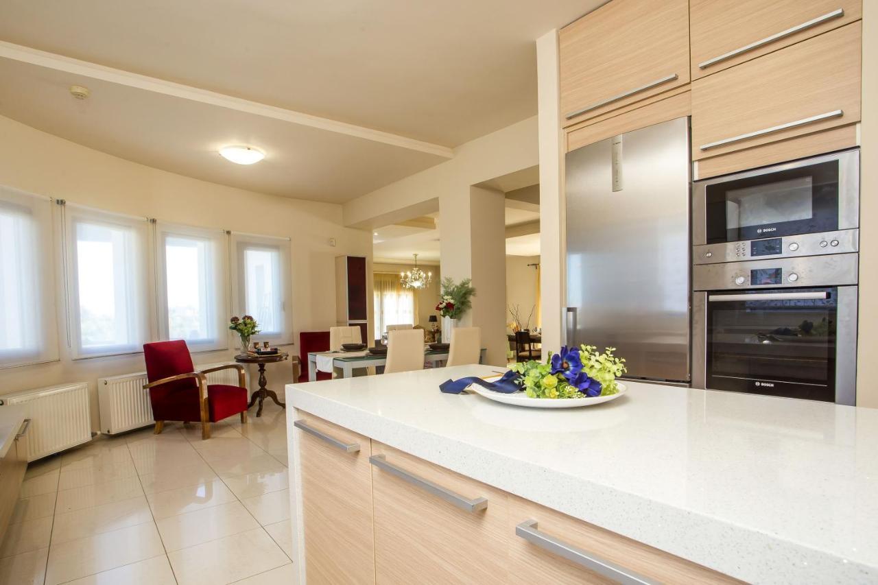 Villa De Manu Rhodes City ภายนอก รูปภาพ