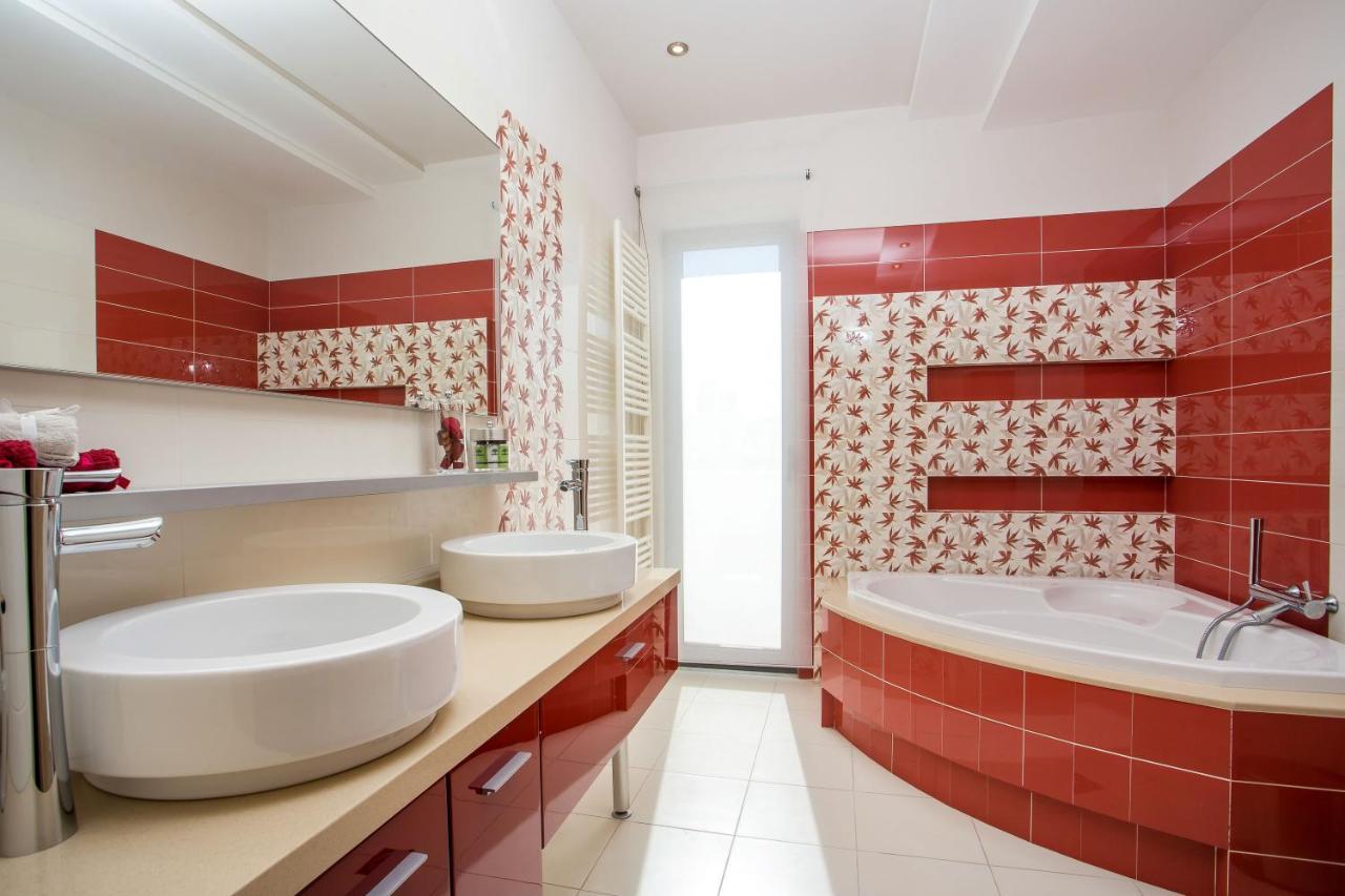 Villa De Manu Rhodes City ภายนอก รูปภาพ
