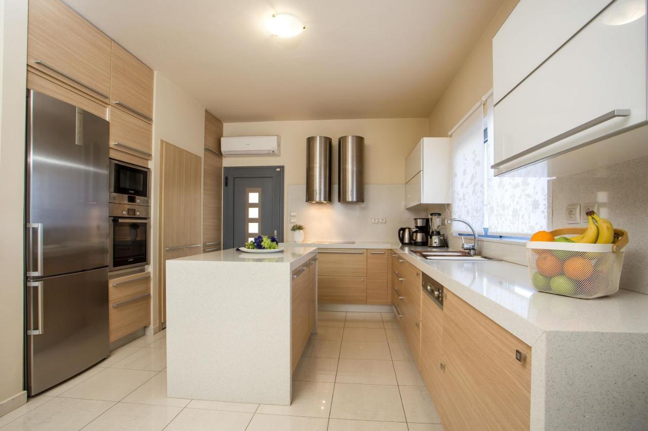 Villa De Manu Rhodes City ภายนอก รูปภาพ