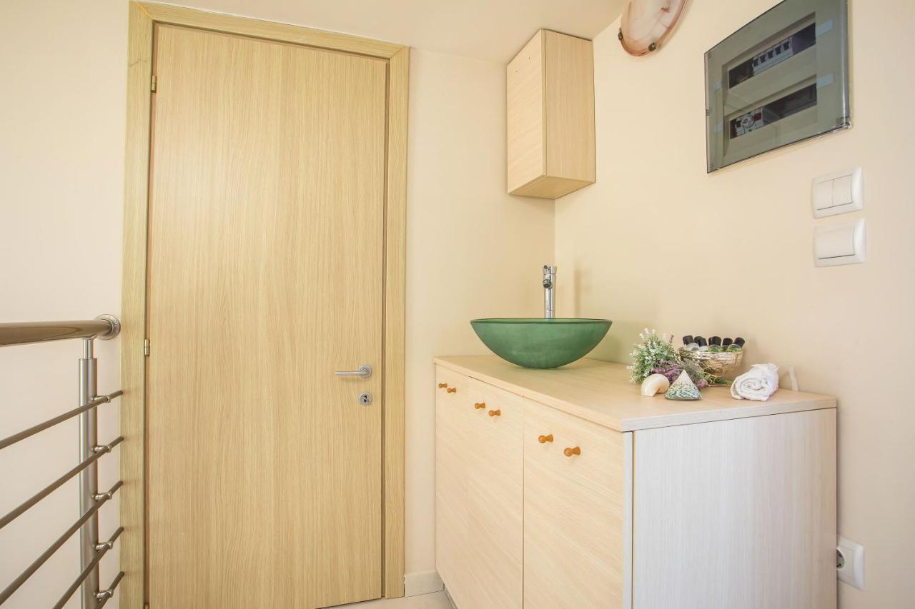 Villa De Manu Rhodes City ภายนอก รูปภาพ